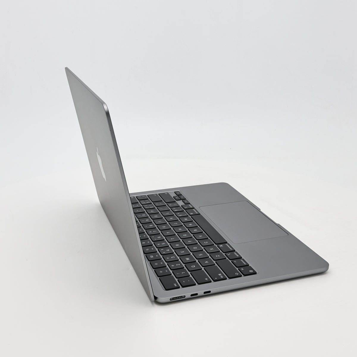 99新 Apple MacBook Air 22年 13寸 M2（8+8核） 16G RAM 256G SSD 深空灰色