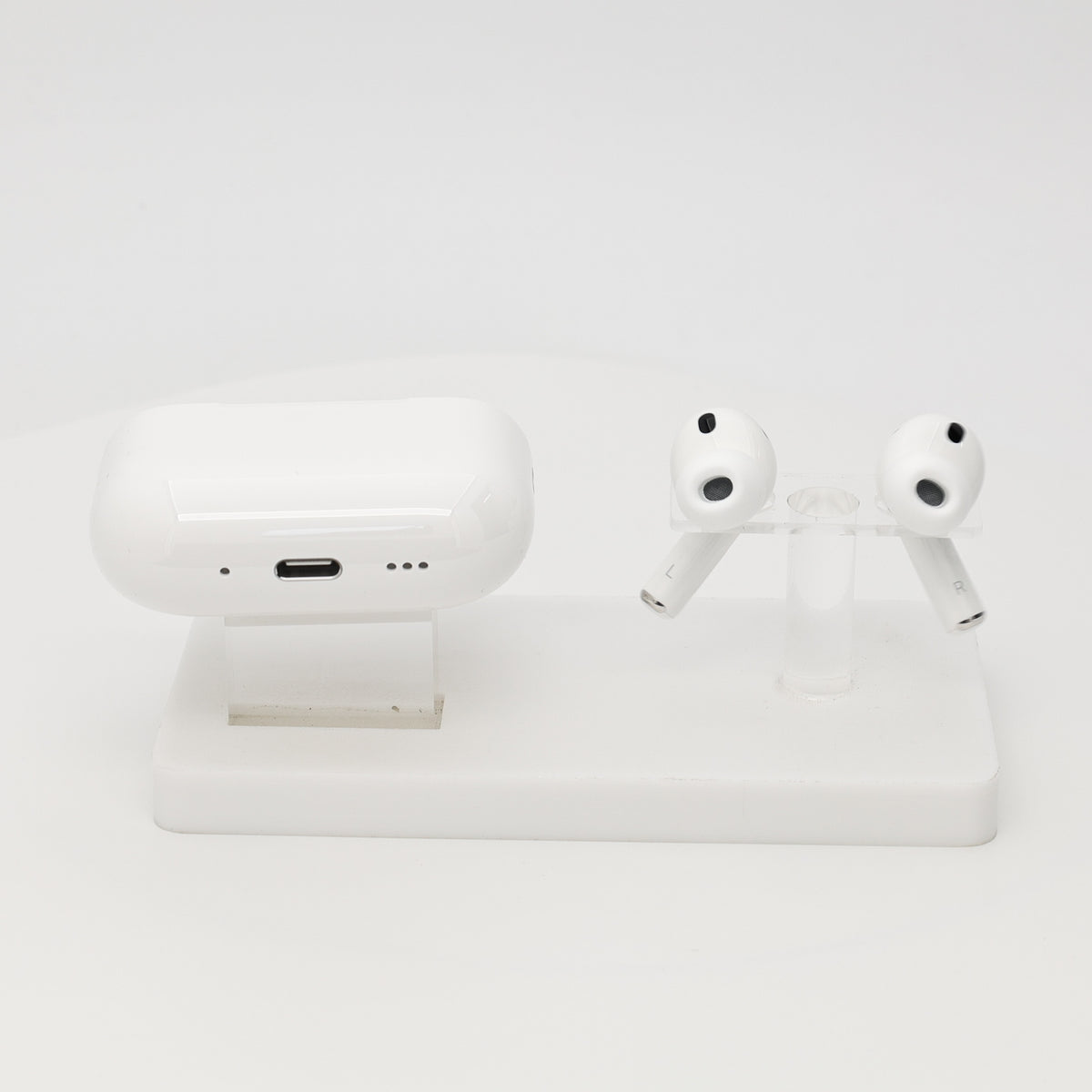 99新 Apple AirPods Pro 3 白色
