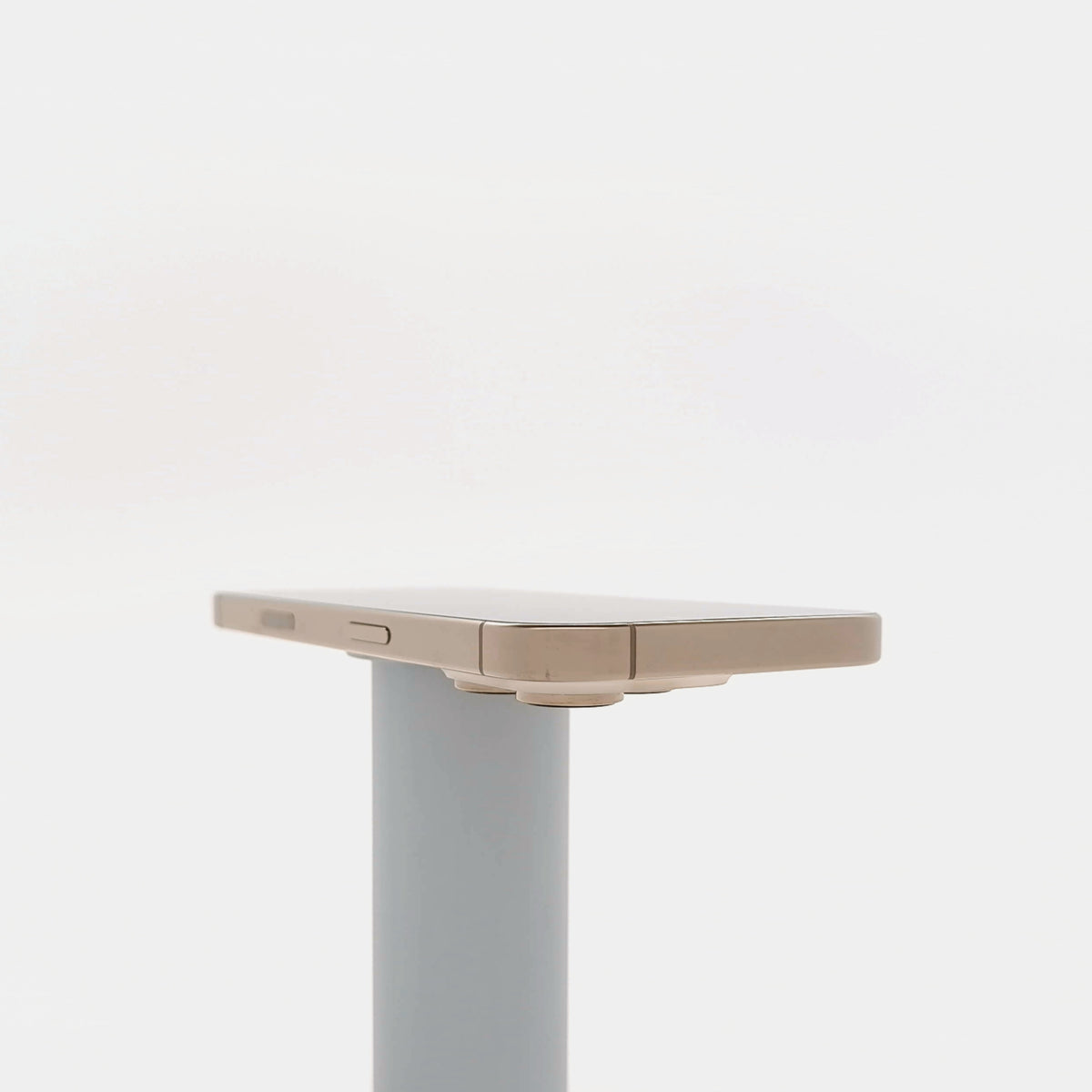 95新 Apple iPhone 16 Pro 128G 沙漠色鈦金屬 中國大陸版