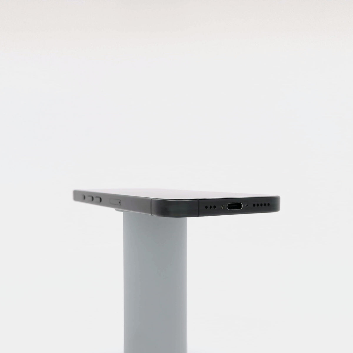 95新 Apple iPhone 16 Pro 128G 黑色鈦金屬 中國大陸版