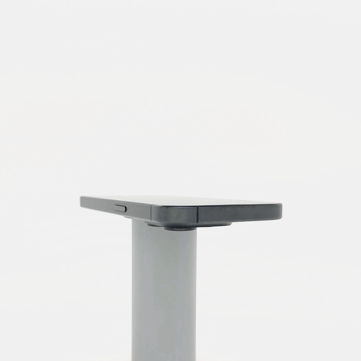 95新 Apple iPhone 15 Pro 128G 黑色鈦金屬 中國大陸版