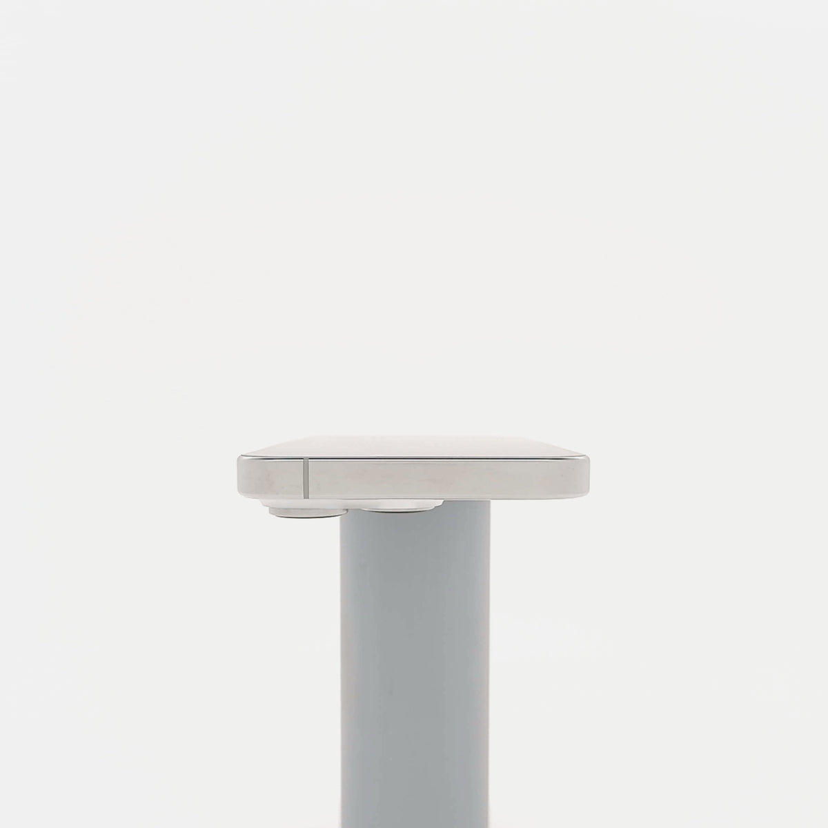 95新 Apple iPhone 16 Pro 128G 白色鈦金屬 中國大陸版