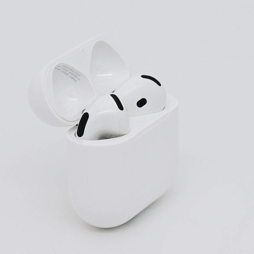99新 Apple AirPods 4 (不支持主動降噪) 白色