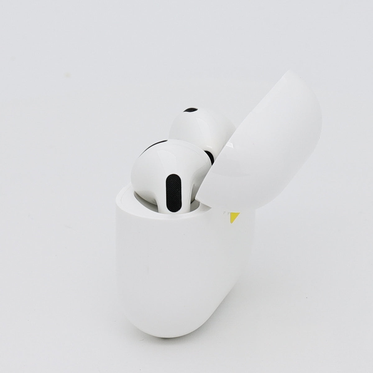 99新 Apple AirPods 4 (支持主動降噪) 白色