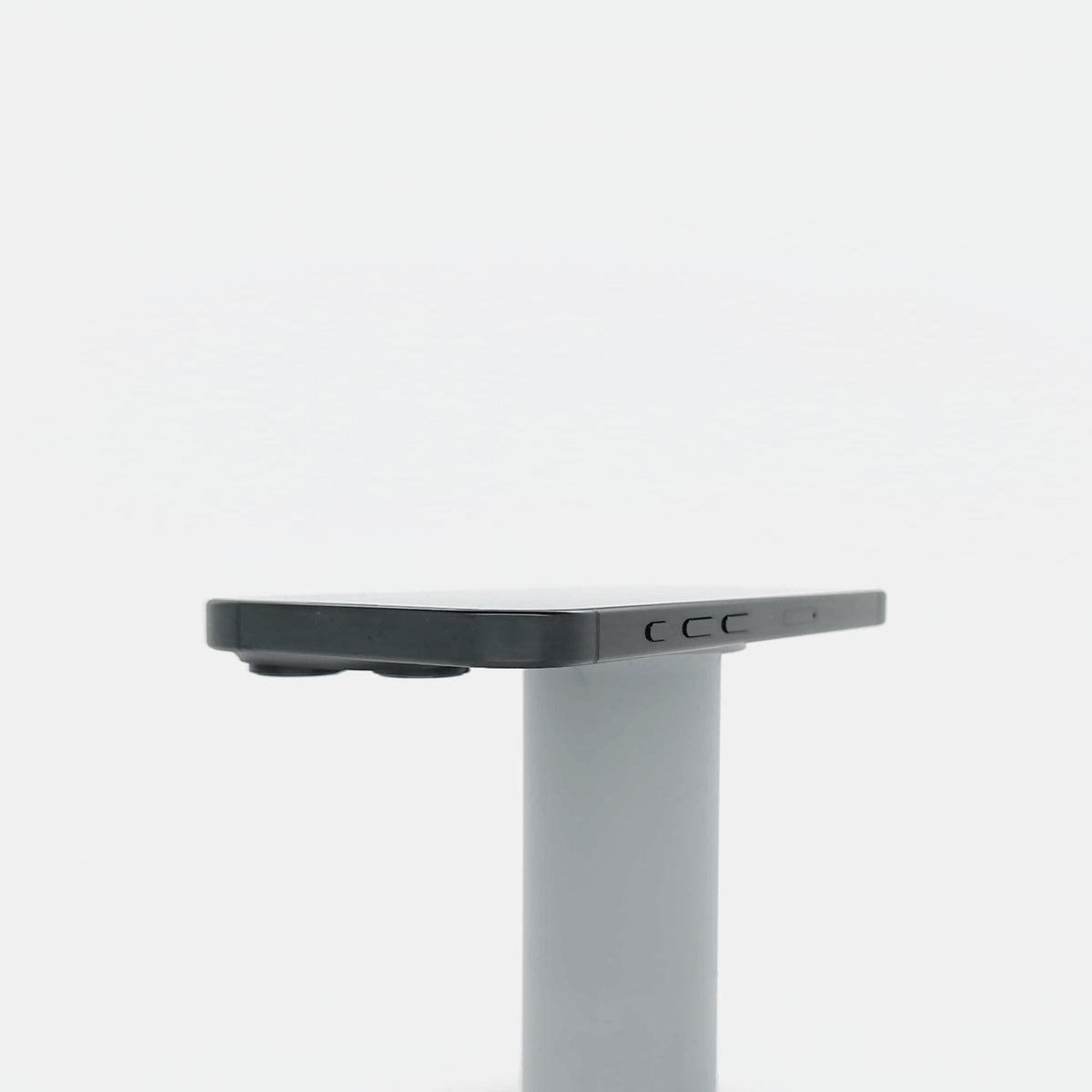 95新 Apple iPhone 16 Pro 128G 黑色鈦金屬 中國大陸官換機