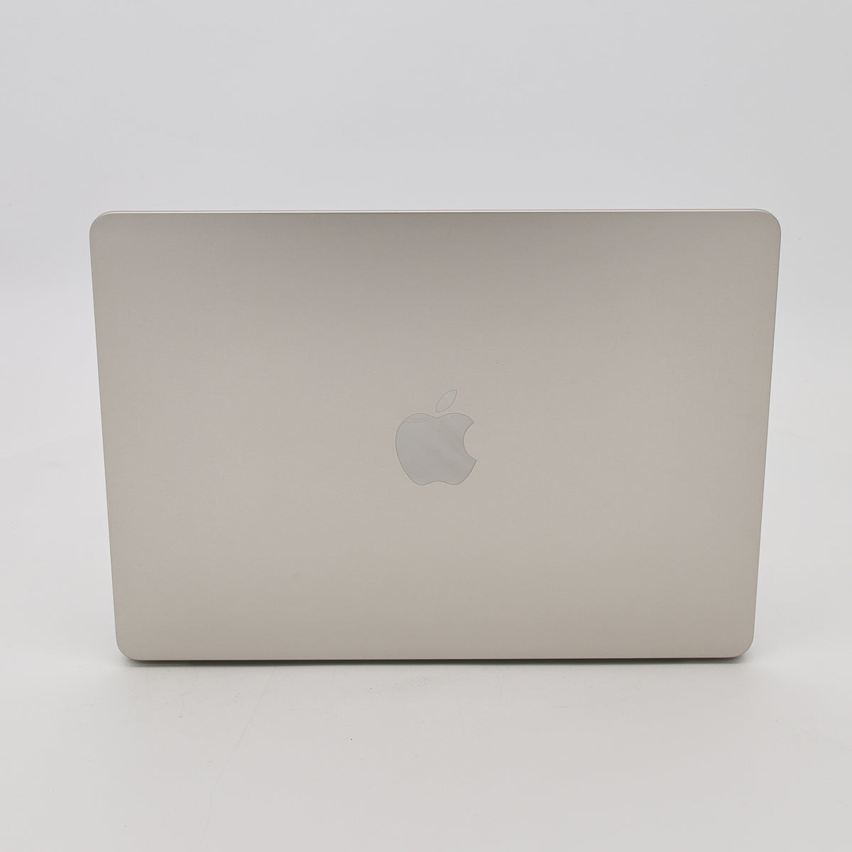 95新 Apple MacBook Air 22年 13寸 M2（8+8核） 8G RAM 256G SSD 星光色