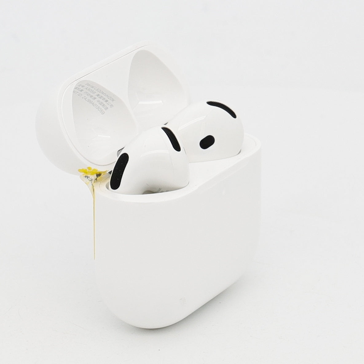 99新 Apple AirPods 4 (支持主动降噪) 白色