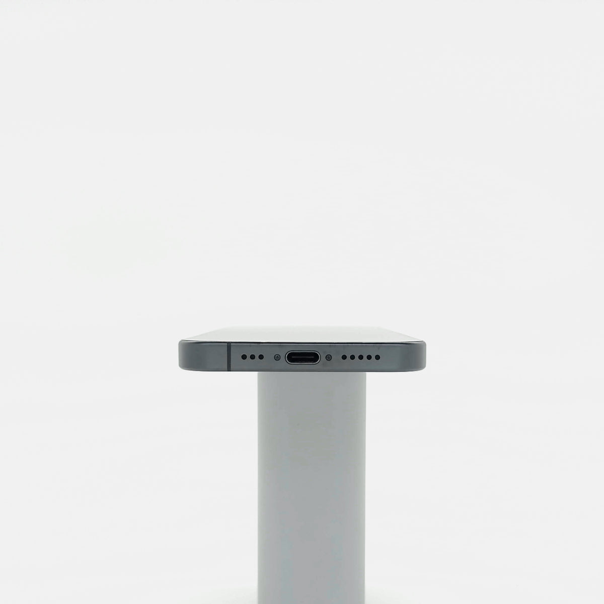 95新 Apple iPhone 15 Pro 128G 黑色鈦金屬 中國大陸版