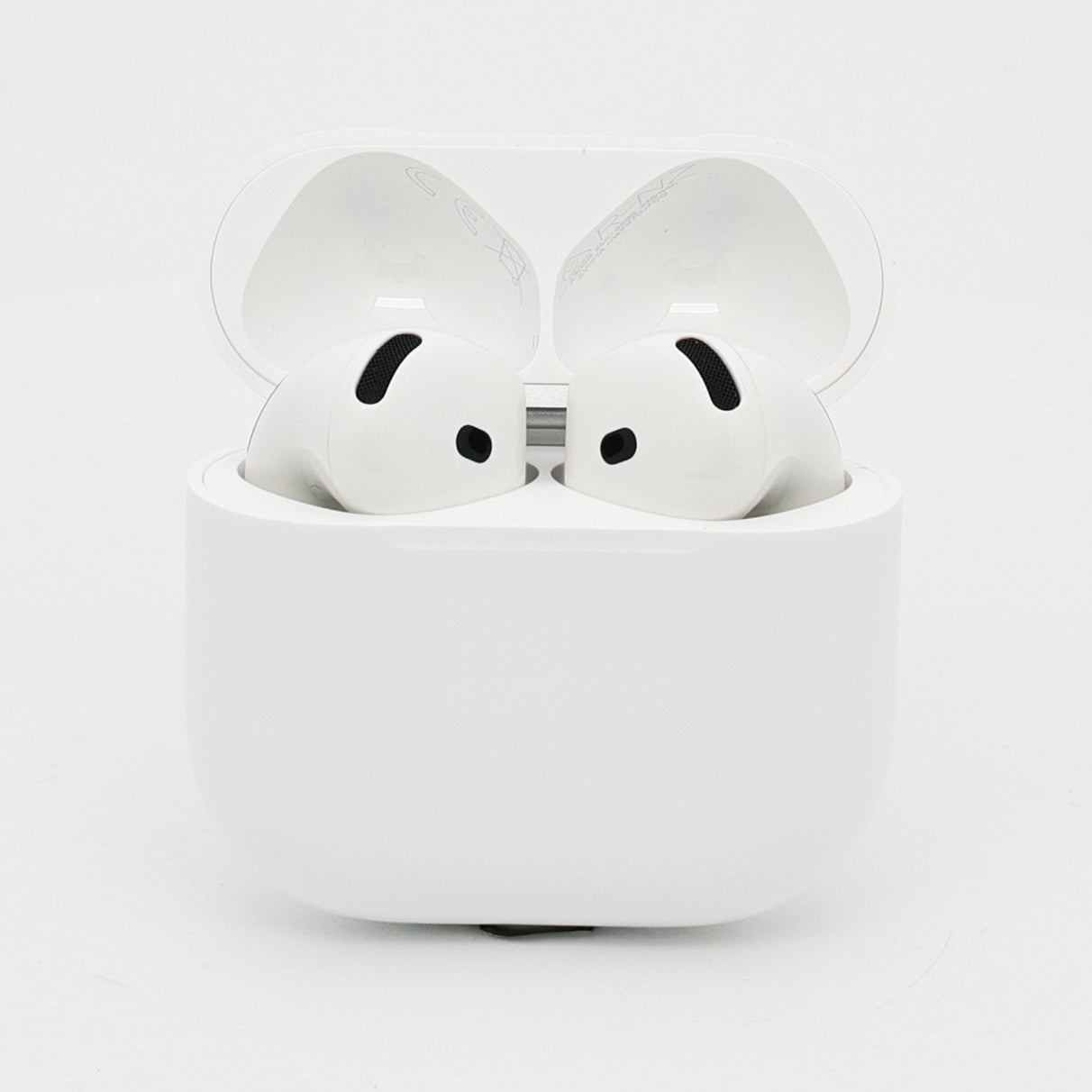 99新 Apple AirPods 4 (不支持主动降噪) 白色