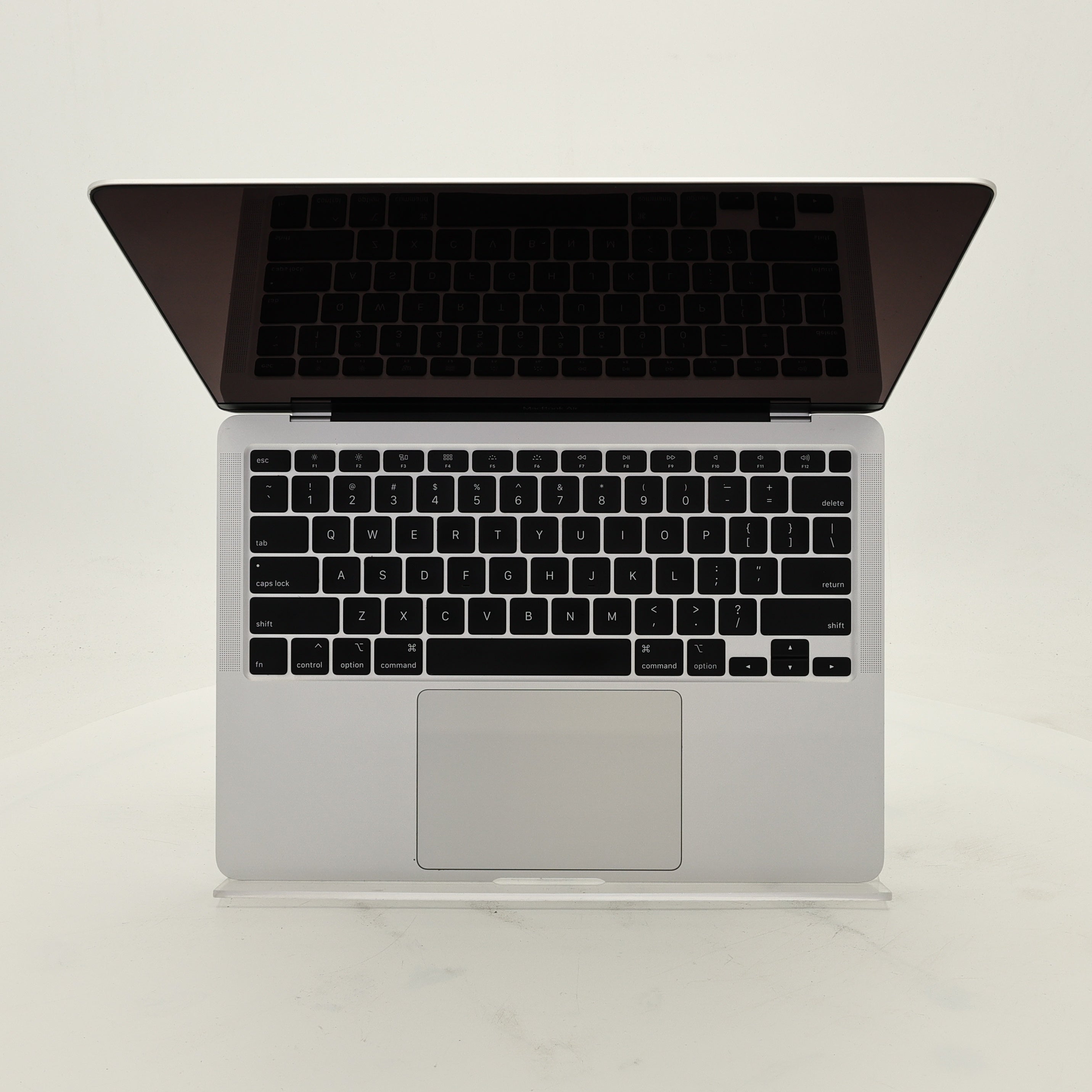 95新 Apple MacBook Air 20年 13寸 i3 1.1G 8G RAM 128G SSD 銀色