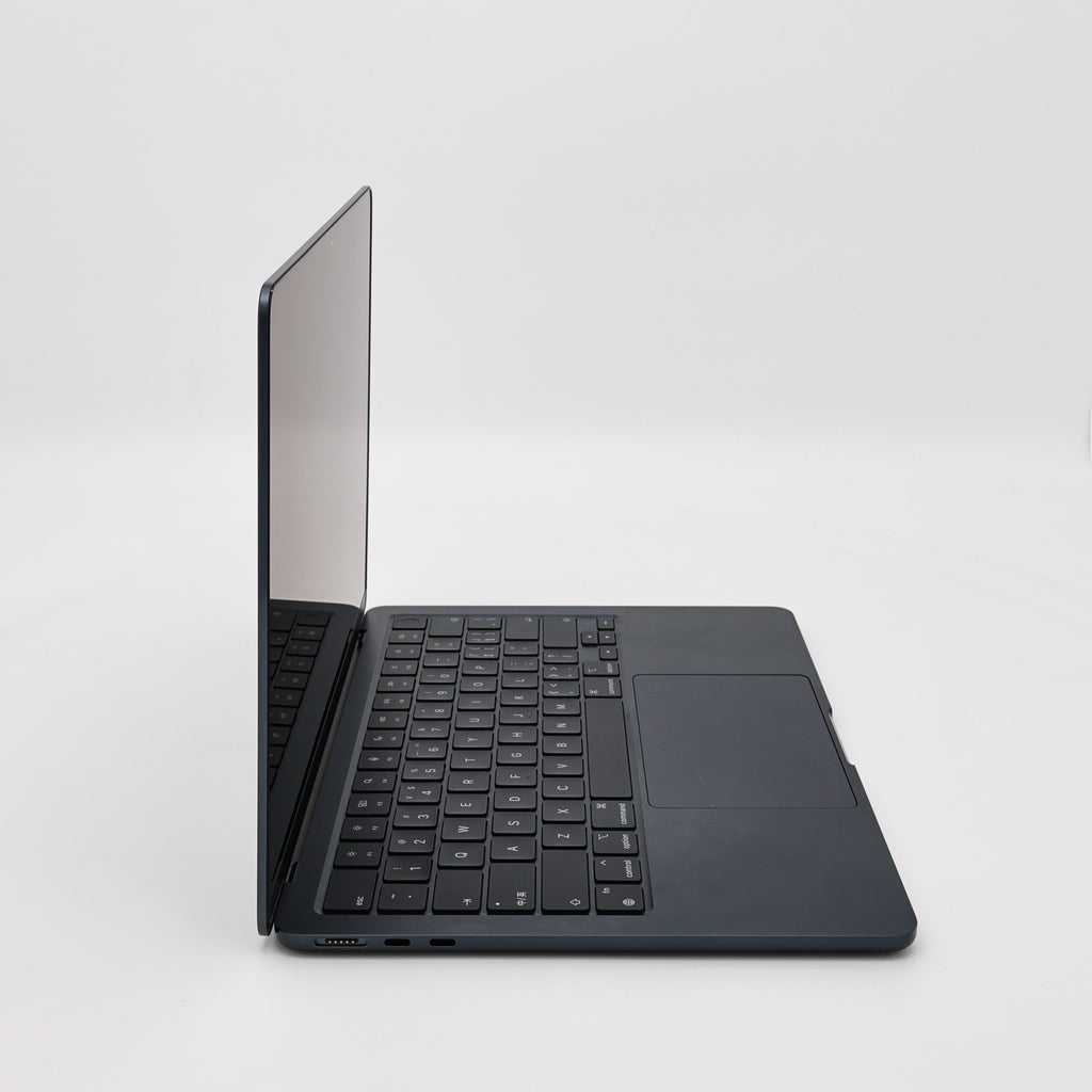 95新 Apple MacBook Air 24年 13寸 M3（8+8核） 8G RAM 256G SSD 午夜色