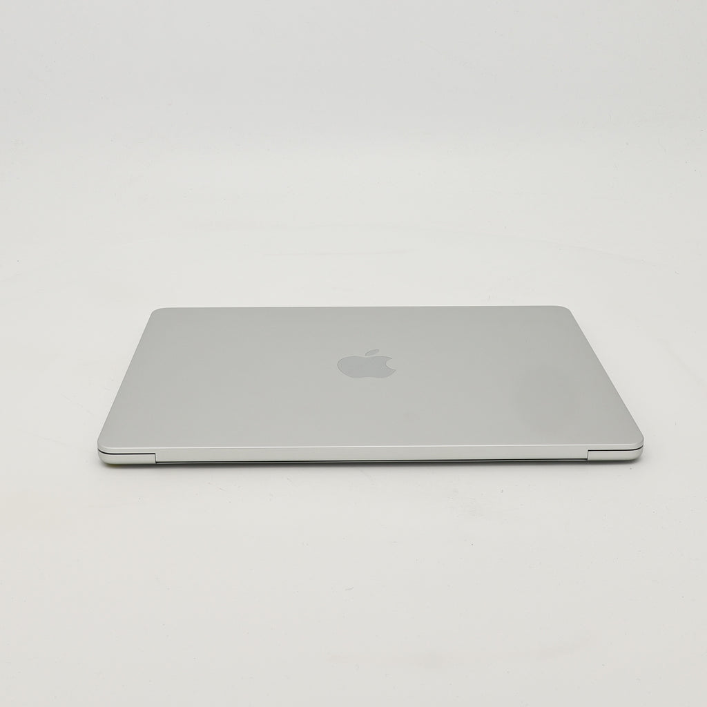 95新 Apple MacBook Air 24年 13寸 M3（8+8核） 8G RAM 256G SSD 銀色