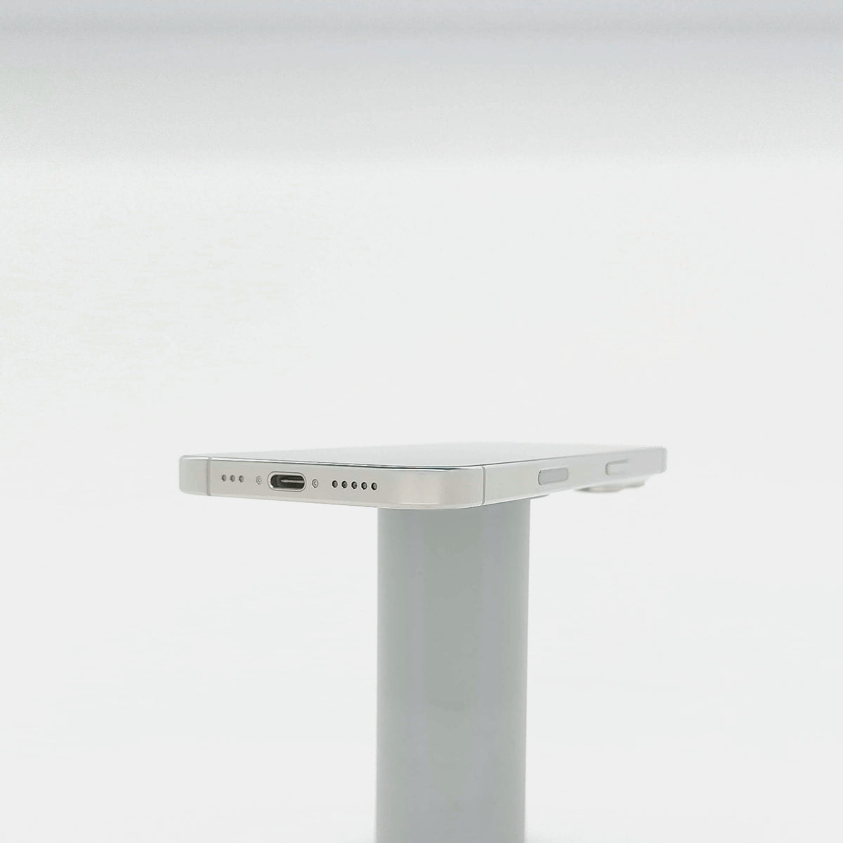 99新 Apple iPhone 16 Pro 128G 白色鈦金屬 中國大陸版