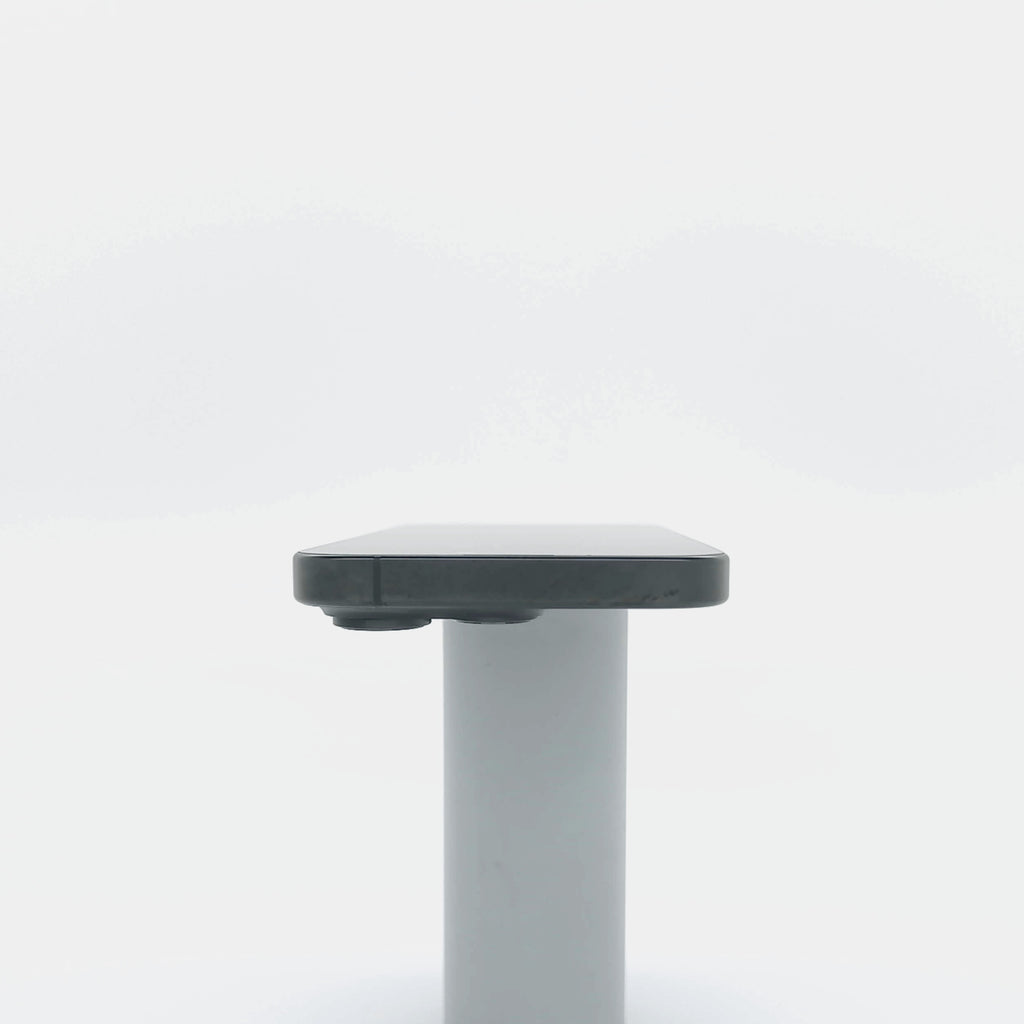 95新 Apple iPhone 16 Pro 256G 黑色鈦金屬 中國大陸版