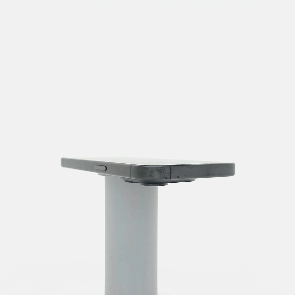 95新 Apple iPhone 15 Pro 128G 黑色鈦金屬 中國大陸版