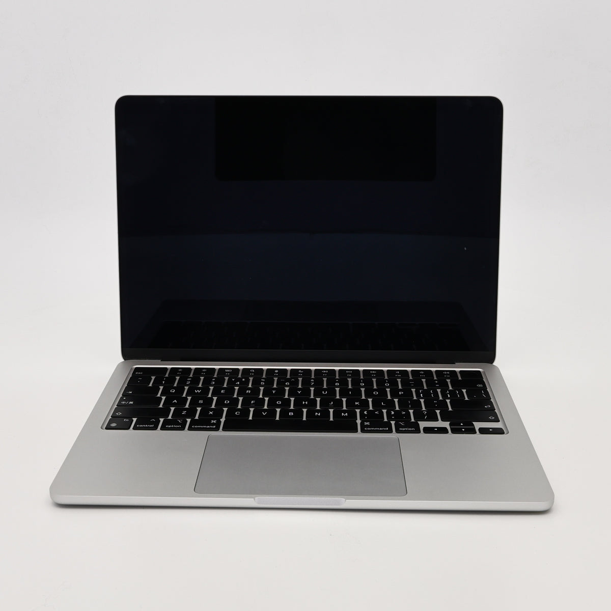95新 Apple MacBook Air 22年 13寸 M2（8+8核） 8G RAM 256G SSD 銀色