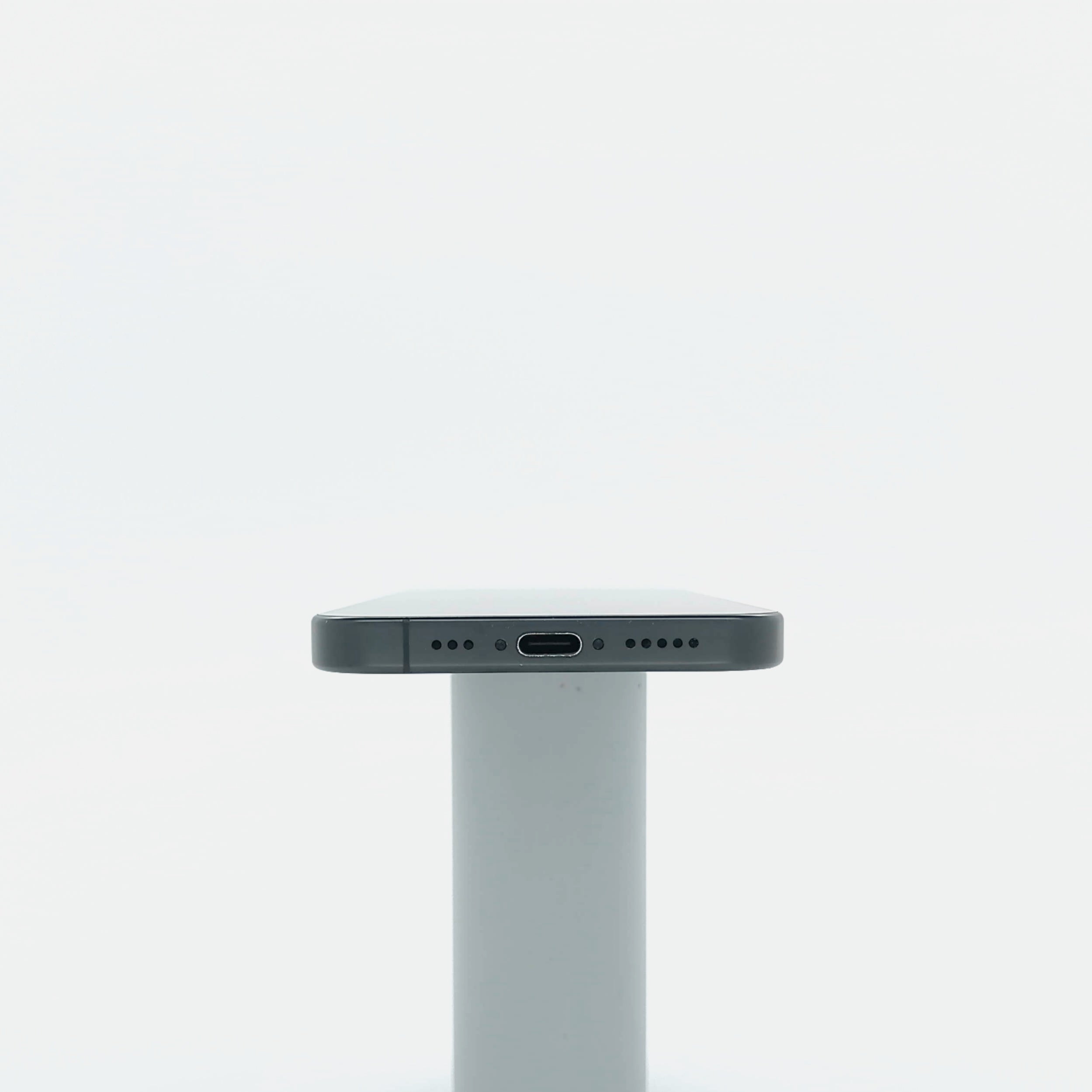 95新 Apple iPhone 16 Pro 128G 黑色鈦金屬 中國大陸版