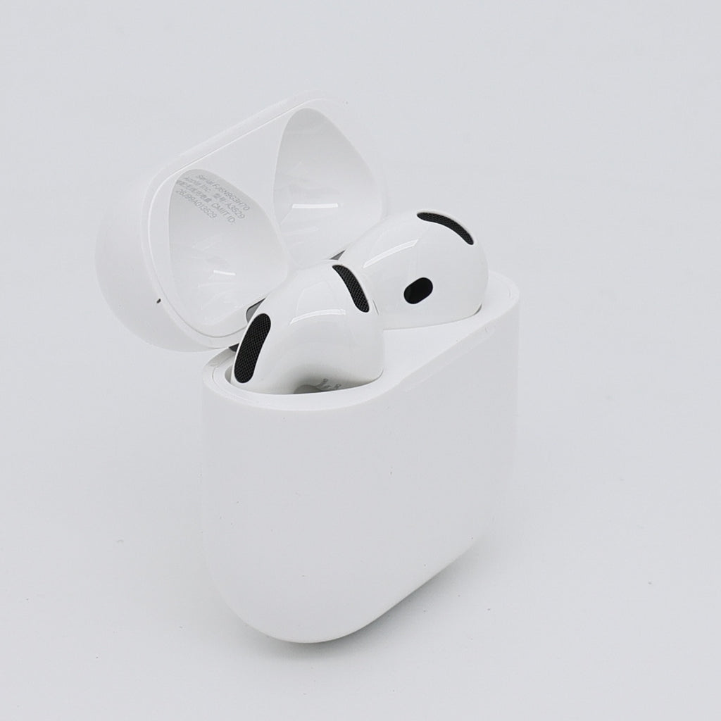 99新 Apple AirPods 5 白色