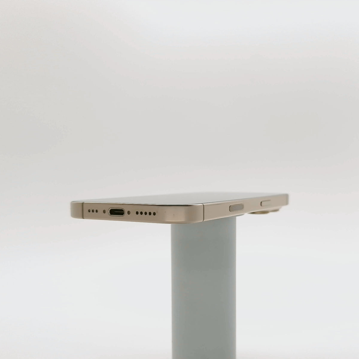 95新 Apple iPhone 16 Pro 256G 沙漠色鈦金屬 中國大陸版