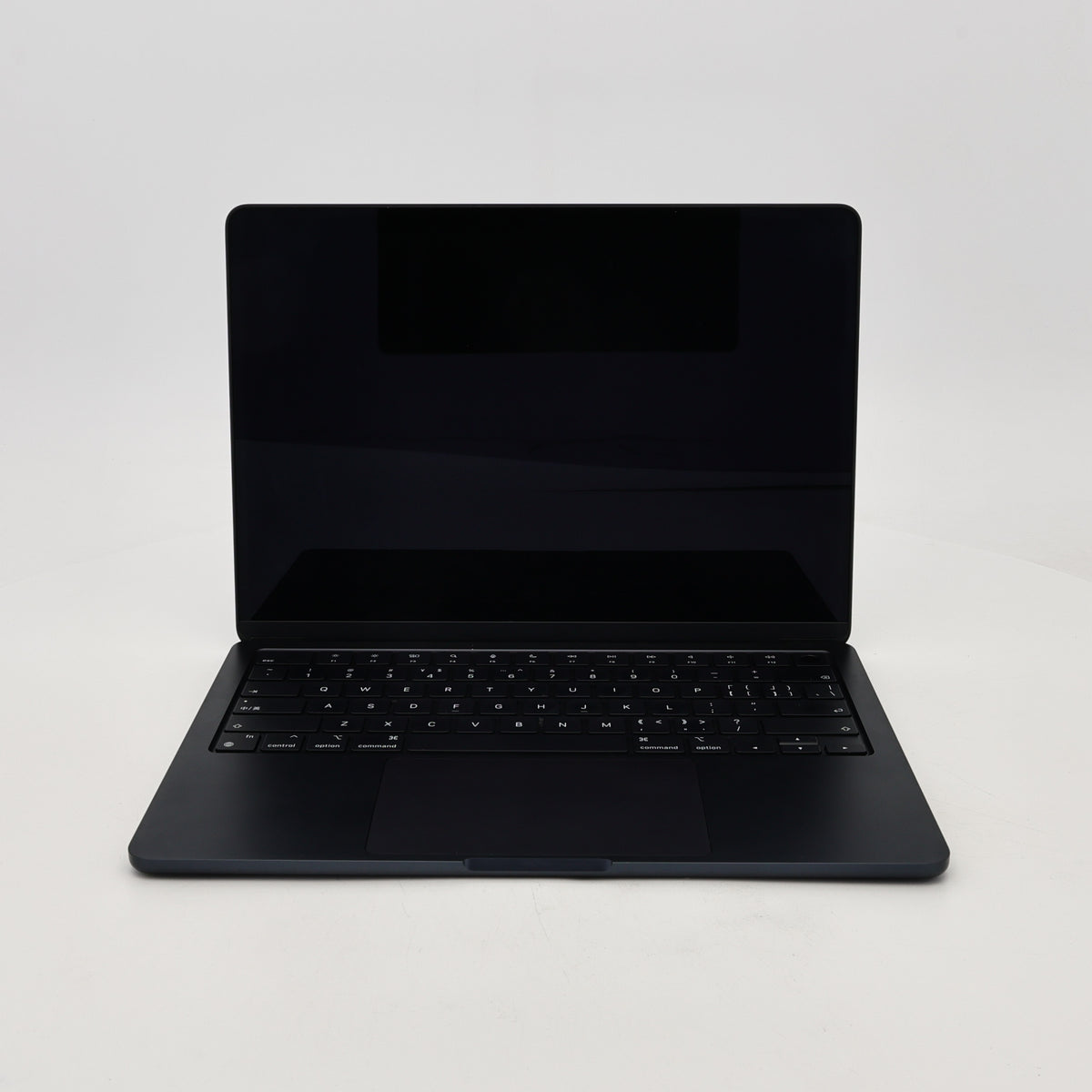 99新 Apple MacBook Air 22年 13寸 M2（8+8核） 8G RAM 256G SSD 午夜色