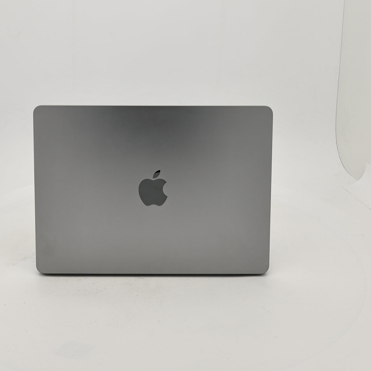 95新 Apple MacBook Air 22年 13寸 M2（8+8核） 8G RAM 256G SSD 深空灰色