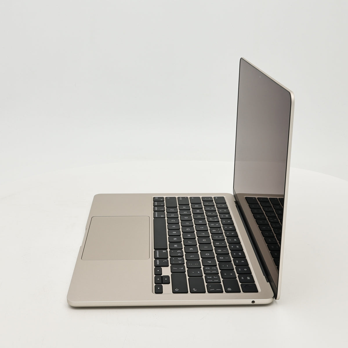 95新 Apple MacBook Air 24年 13寸 M3（8+10核） 8G RAM 512G SSD 星光色