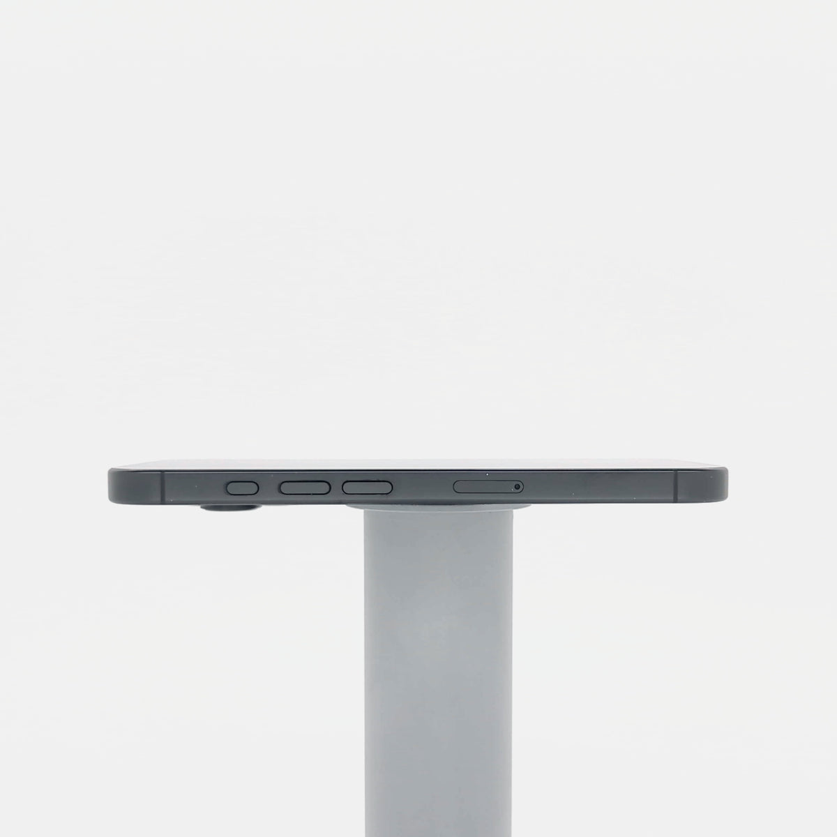 95新 Apple iPhone 16 Pro 128G 黑色鈦金屬 中國大陸版
