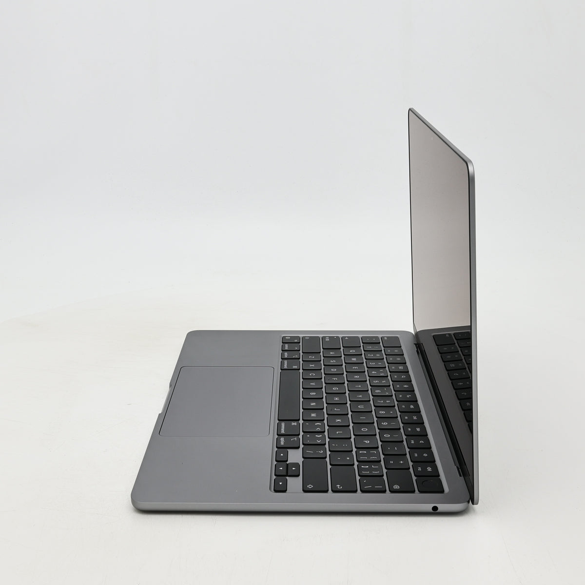 99新 Apple MacBook Air 22年 13寸 M2（8+8核） 8G RAM 256G SSD 深空灰色
