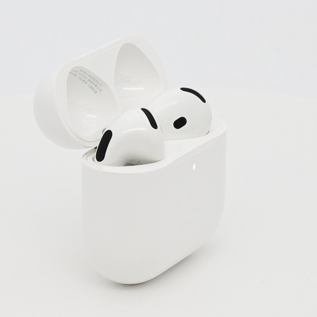 99新 Apple AirPods 4 (不支持主動降噪) 白色