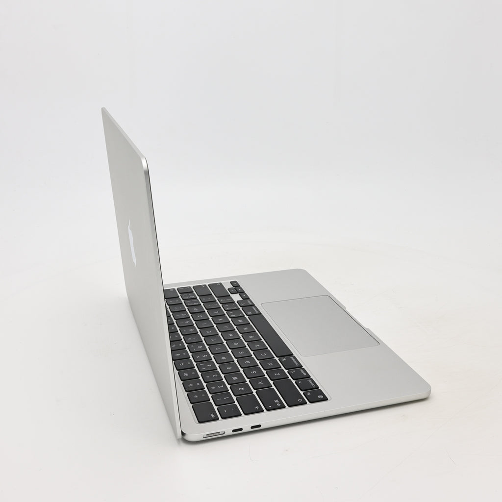 95新 Apple MacBook Air 22年 13寸 M2（8+8核） 8G RAM 512G SSD 銀色