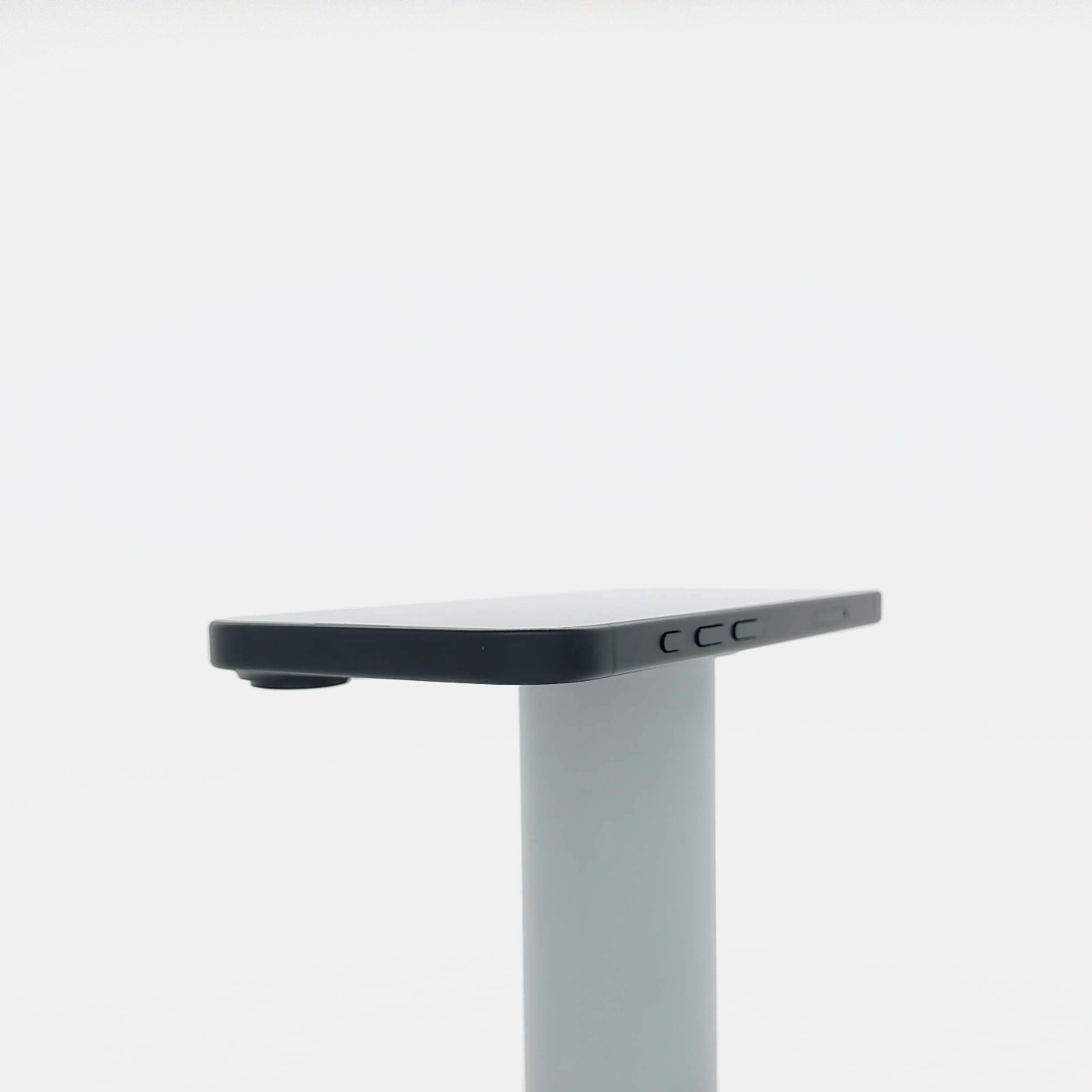 95新 Apple iPhone 16 128G 黑色 中國大陸版