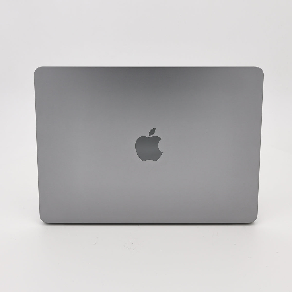 95新 Apple MacBook Air 22年 13寸 M2（8+8核） 16G RAM 256G SSD 深空灰色