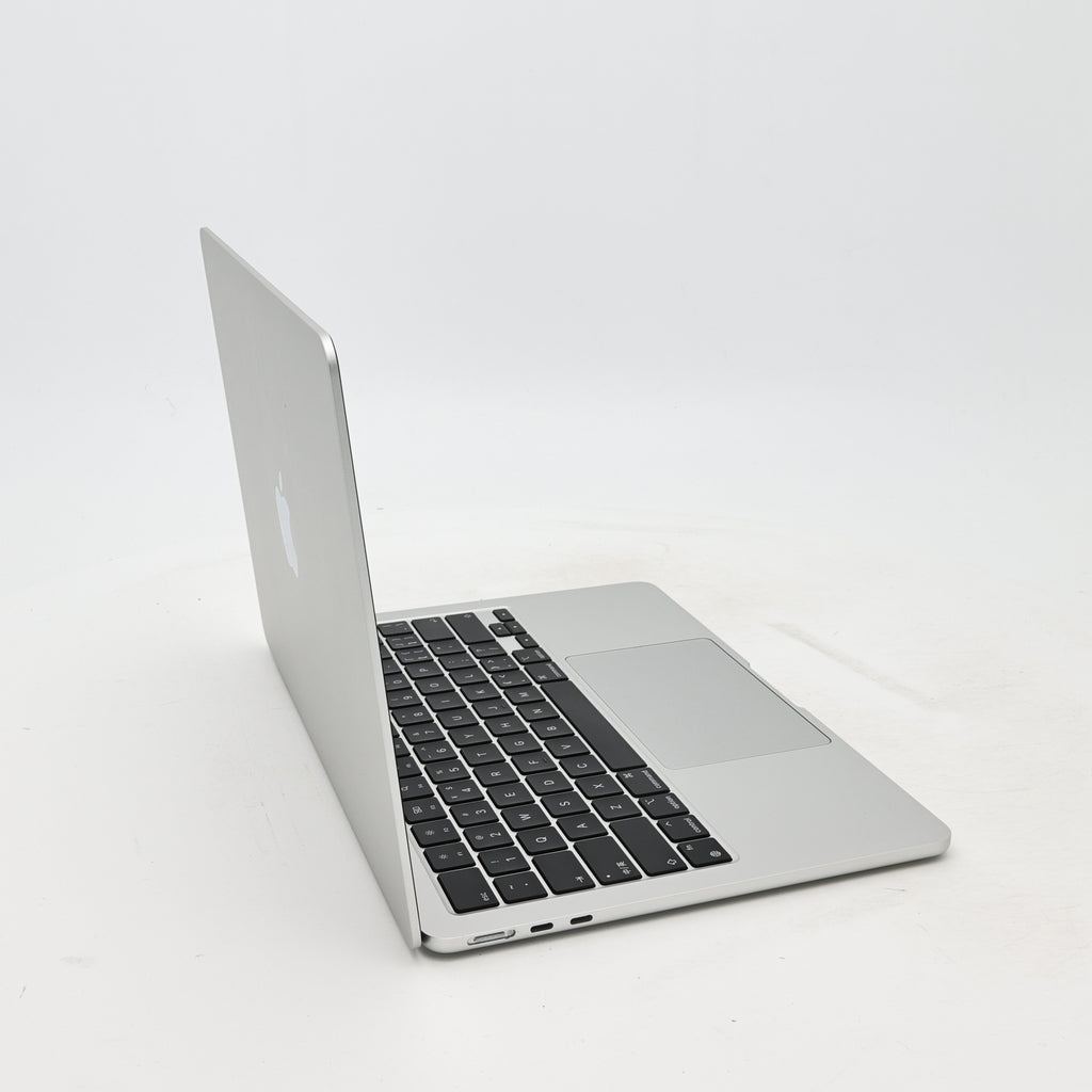 95新 Apple MacBook Air 22年 13寸 M2（8+8核） 8G RAM 512G SSD 銀色