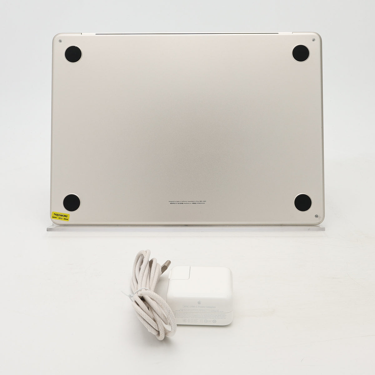 95新 Apple MacBook Air 22年 13寸 M2（8+8核） 8G RAM 256G SSD 星光色