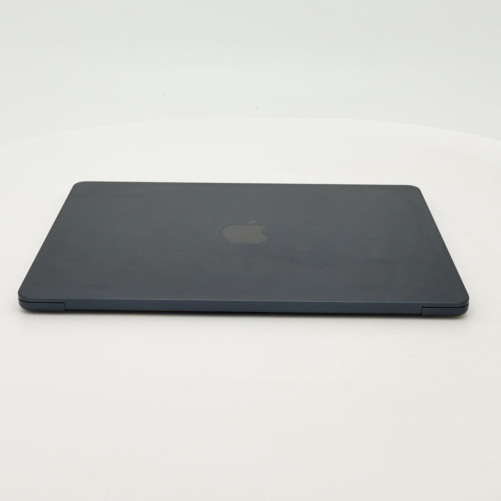 99新 Apple MacBook Air 24年 13寸 M3（8+8核） 8G RAM 256G SSD 午夜色