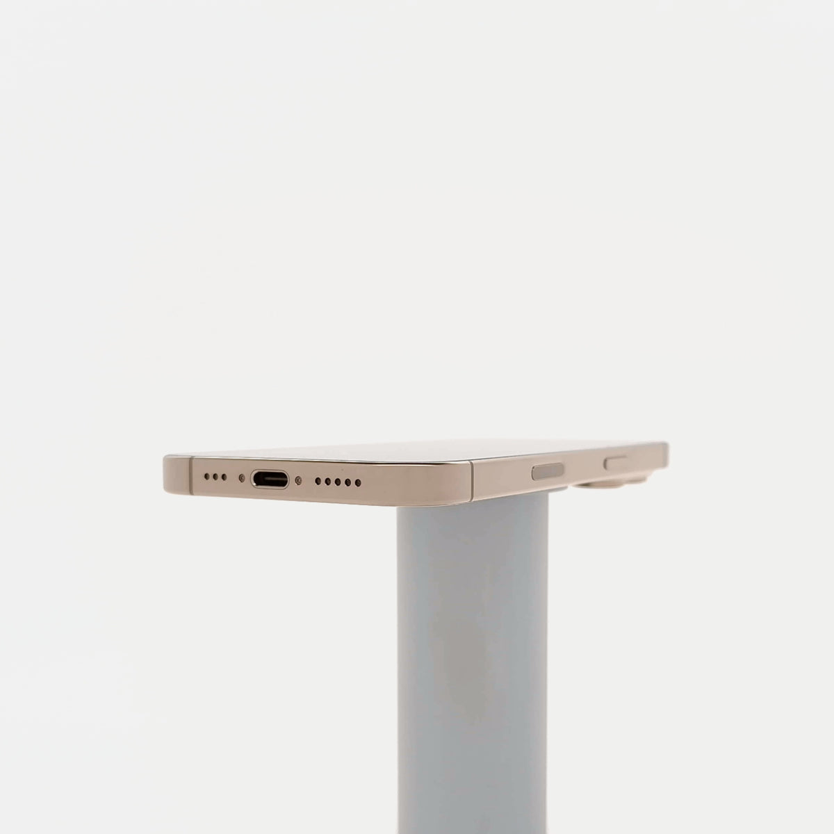 95新 Apple iPhone 16 Pro 128G 沙漠色鈦金屬 中國大陸版