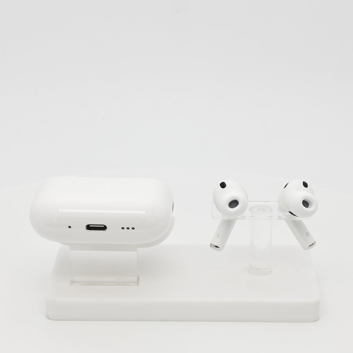 99新 Apple AirPods Pro 3 白色