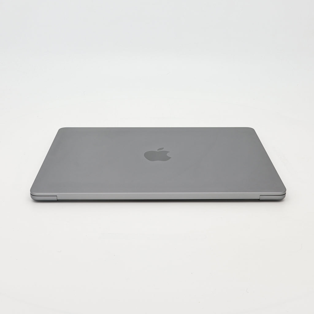 95新 Apple MacBook Air 22年 13寸 M2（8+8核） 8G RAM 256G SSD 深空灰色