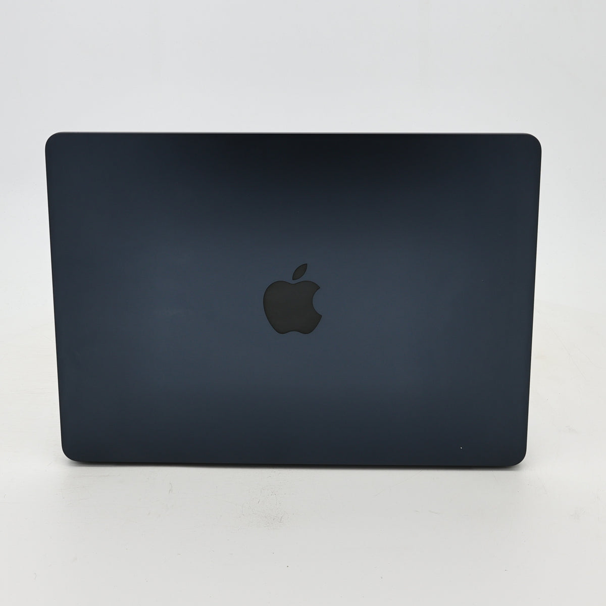 95新 Apple MacBook Air 24年 13寸 M3（8+8核） 8G RAM 256G SSD 午夜色