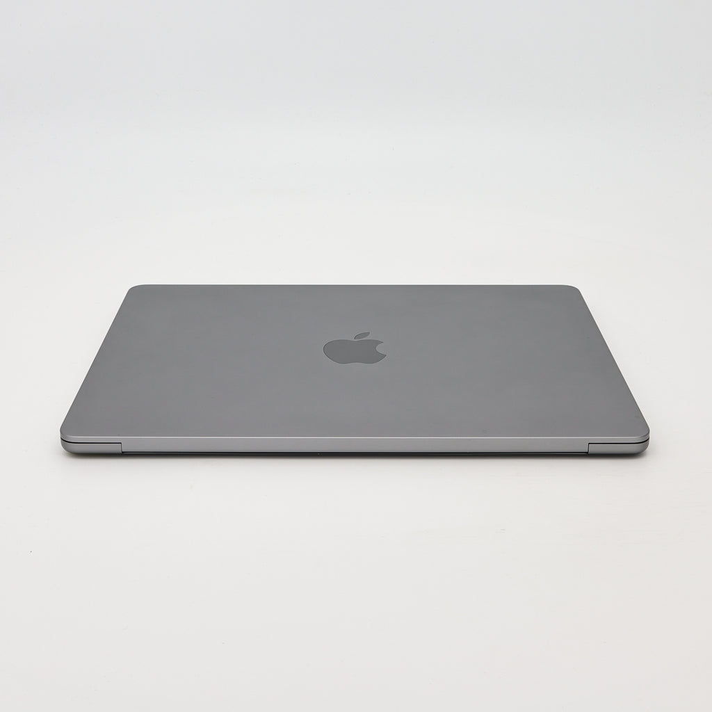 95新 Apple MacBook Air 22年 13寸 M2（8+8核） 8G RAM 256G SSD 深空灰色