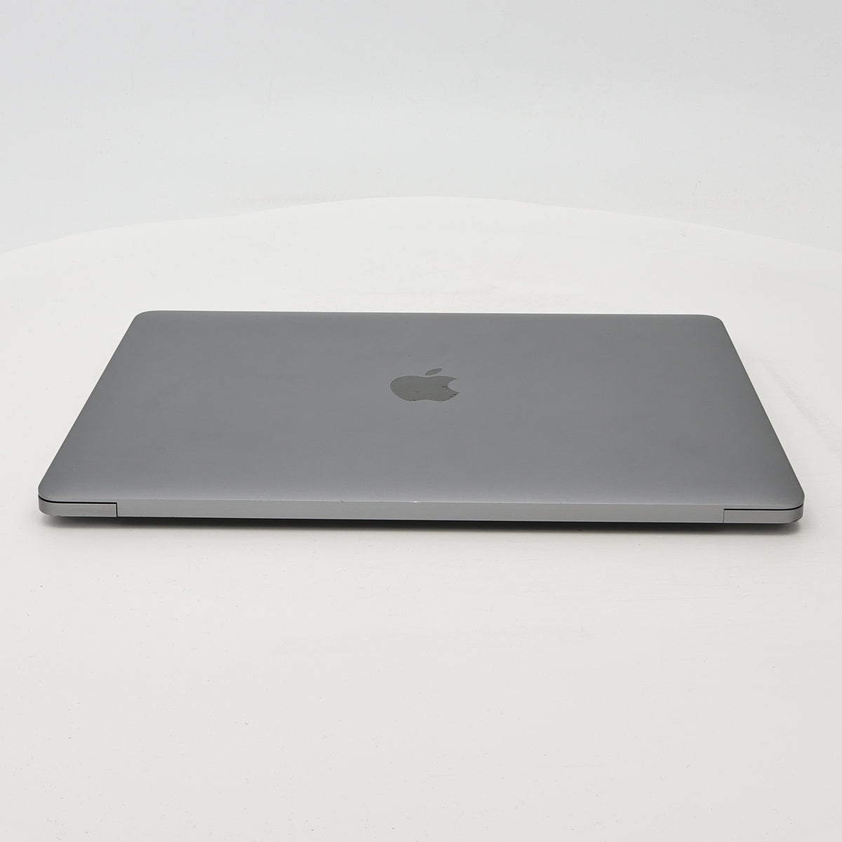 95新 Apple MacBook Pro 22年 13寸 M2（8+10核） 8G RAM 512G SSD 深空灰色