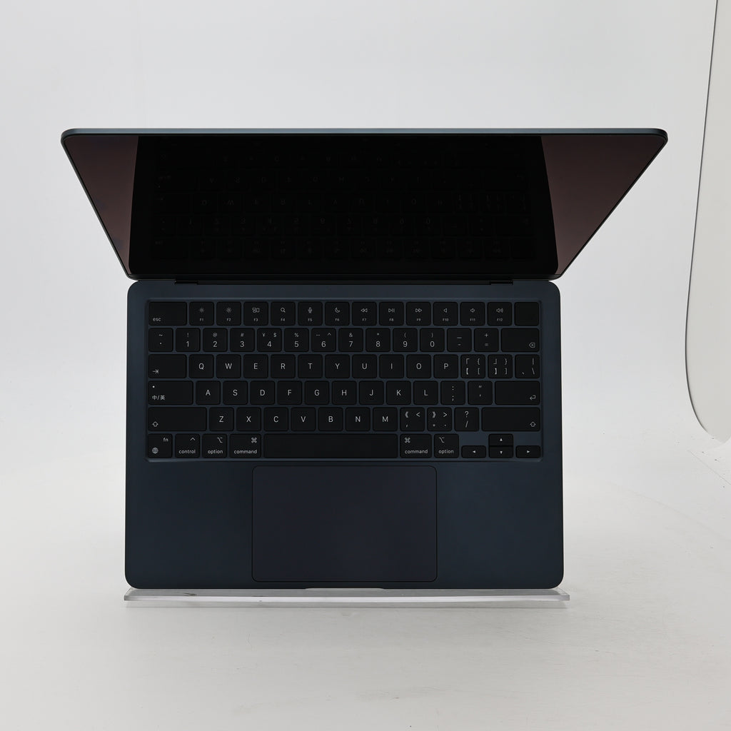 95新 Apple MacBook Air 22年 13寸 M2（8+10核） 16G RAM 256G SSD 午夜色