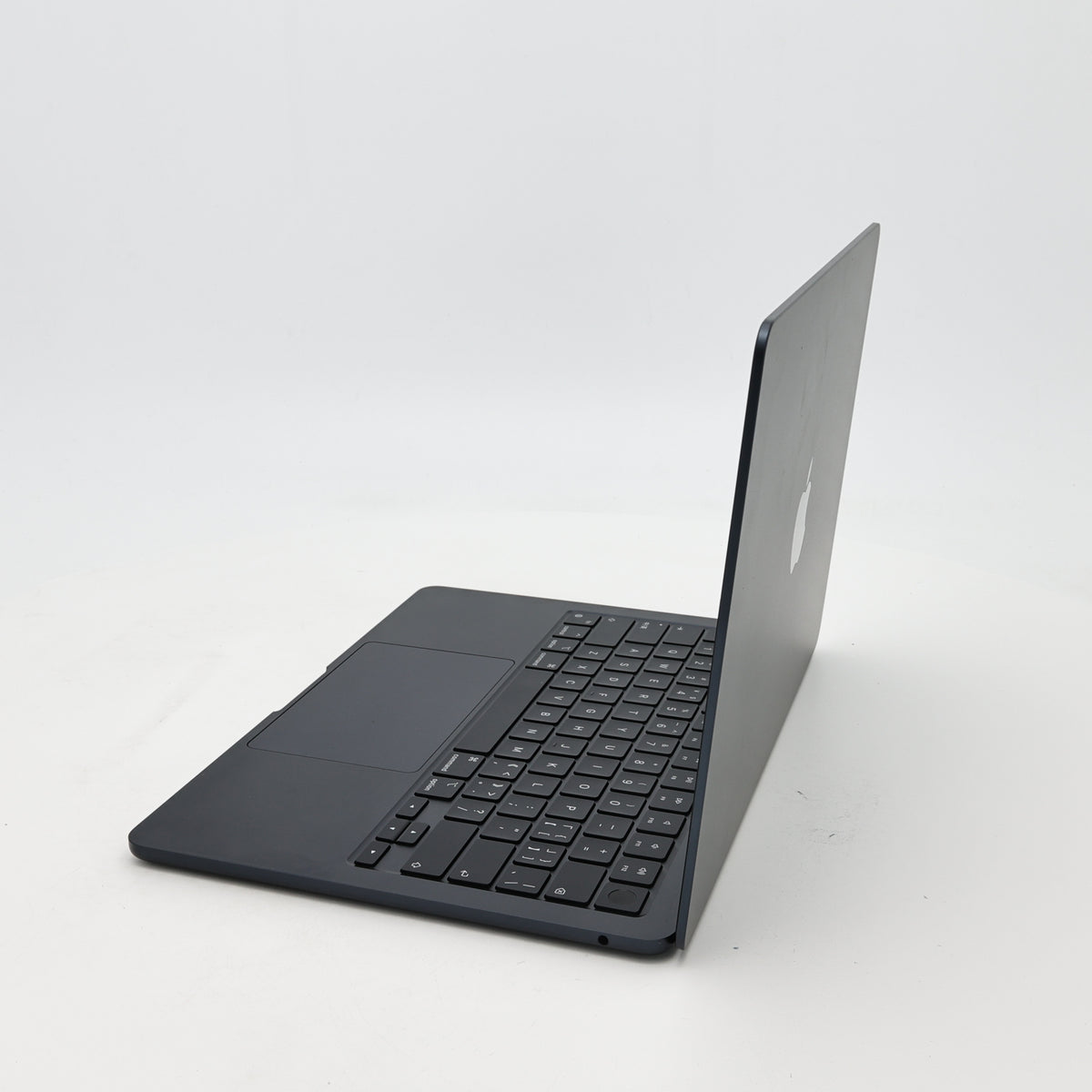 99新 Apple MacBook Air 22年 13寸 M2（8+8核） 16G RAM 256G SSD 午夜色