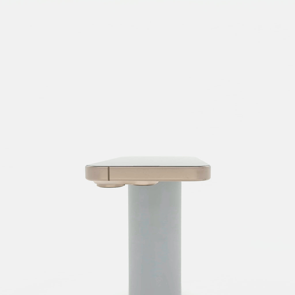 95新 Apple iPhone 16 Pro 128G 沙漠色鈦金屬 中國大陸版
