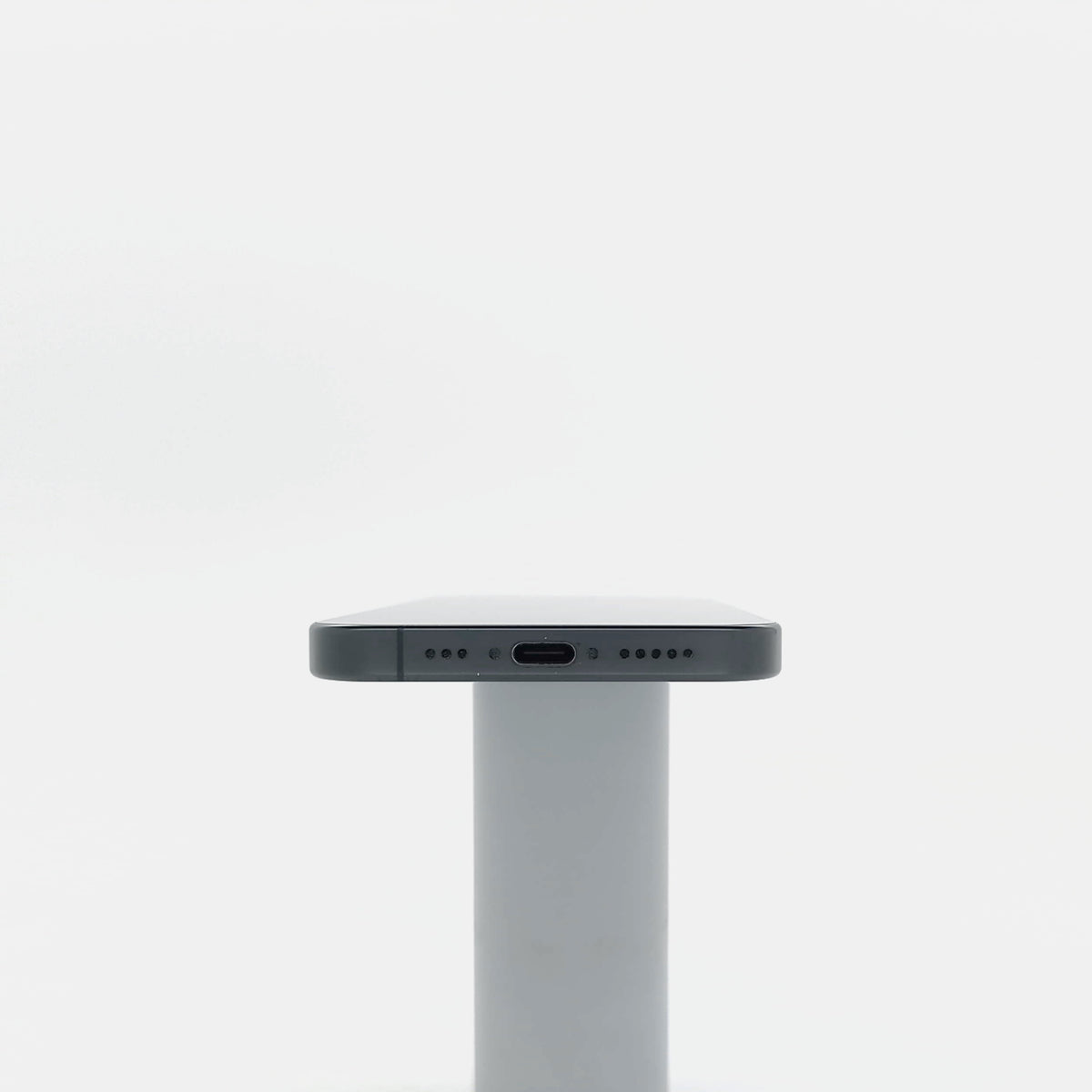 95新 Apple iPhone 16 Pro 128G 黑色鈦金屬 中國大陸版