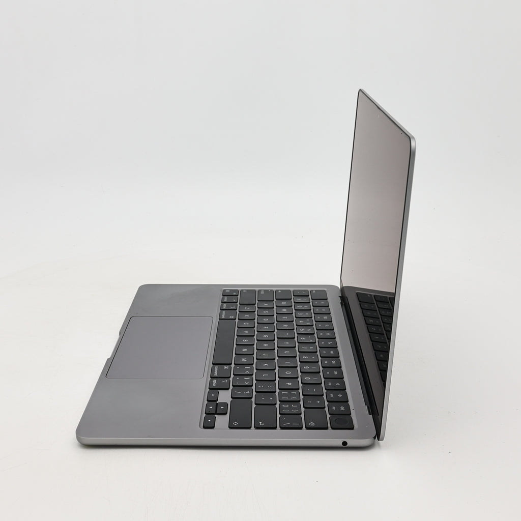 95新 Apple MacBook Air 22年 13寸 M2（8+8核） 8G RAM 256G SSD 深空灰色