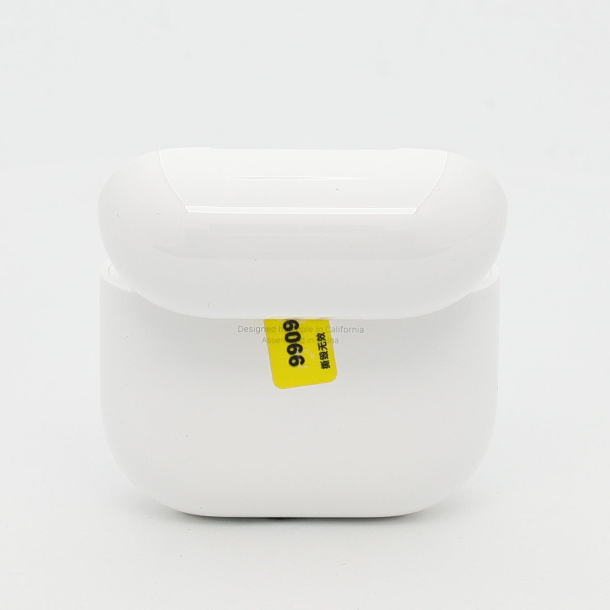 99新 Apple AirPods 4 (支持主動降噪) 白色