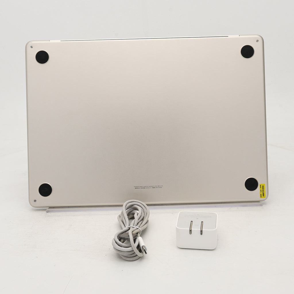 95新 Apple MacBook Air 24年 15寸 M3（8+10核） 8G RAM 256G SSD 銀色