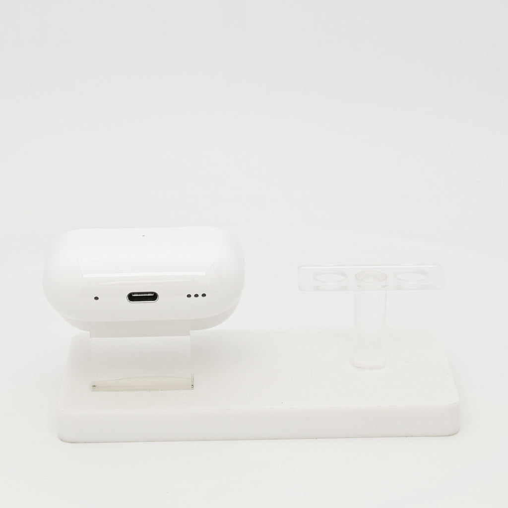99新 Apple AirPods Pro 2 充电仓 白色