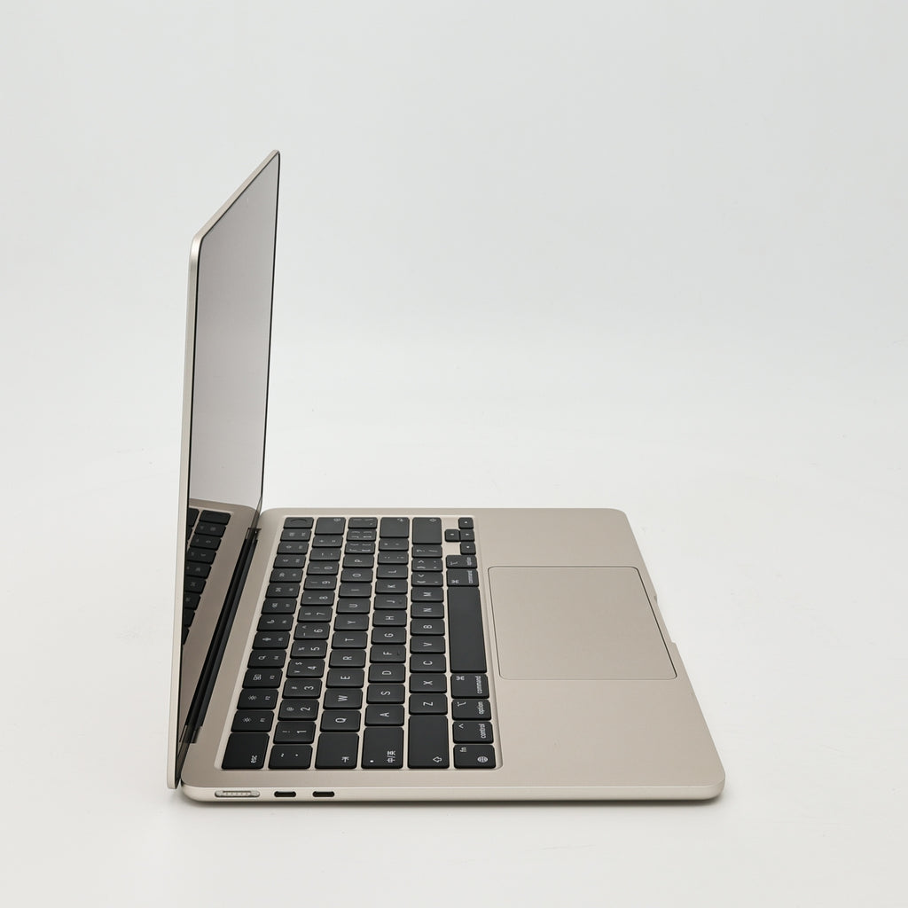 95新 Apple MacBook Air 22年 13寸 M2（8+8核） 8G RAM 256G SSD 星光色
